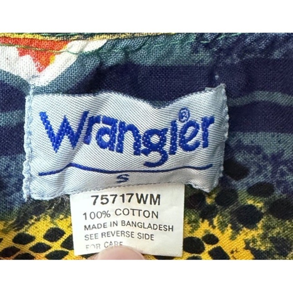 Vintage Mens Wrangler Size S Shirt Southwestern Aztec Brushpopper Print Rodeo - Picture 12 of 13